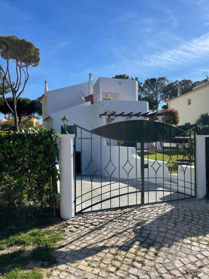 Algarvila Vilamoura Luaran gambar